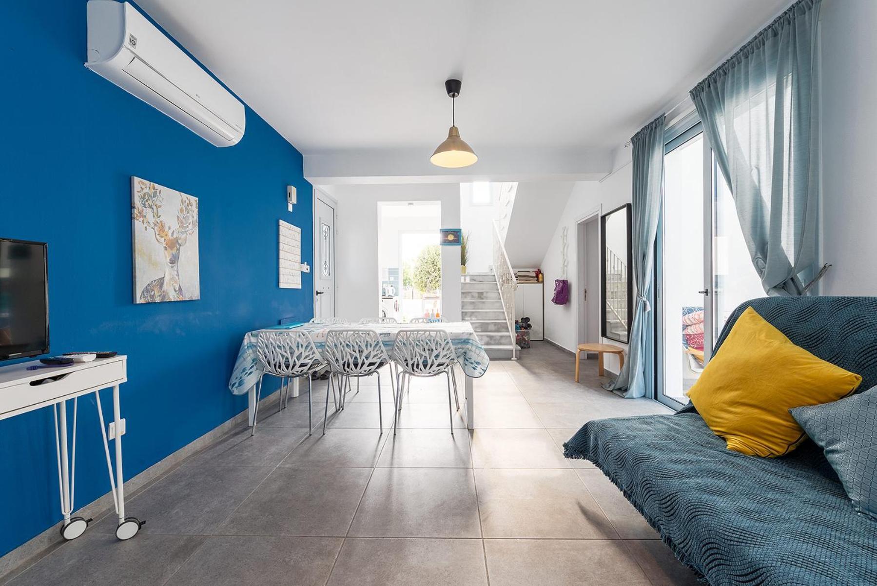 Blue Diamond Beach Villas Paphos Bagian luar foto