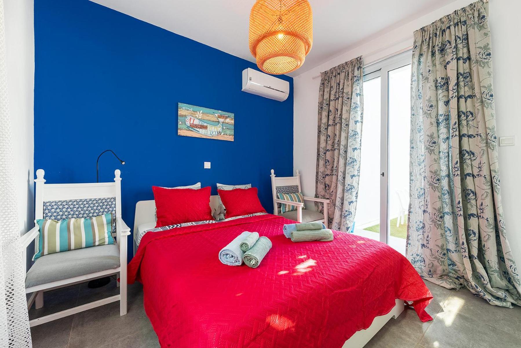 Blue Diamond Beach Villas Paphos Bagian luar foto