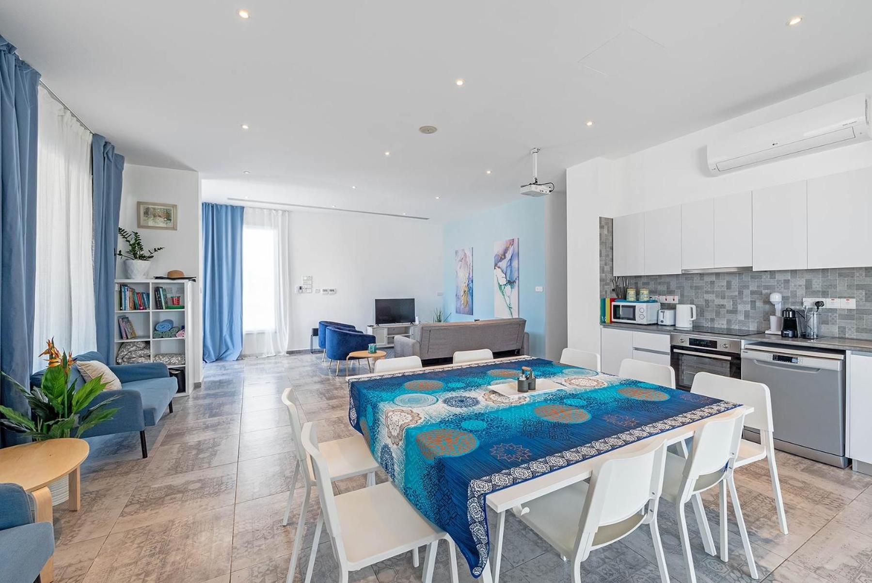 Blue Diamond Beach Villas Paphos Bagian luar foto