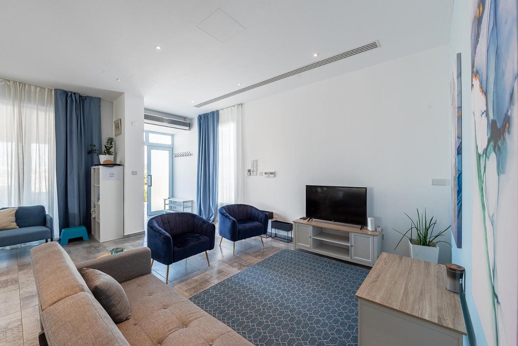 Blue Diamond Beach Villas Paphos Bagian luar foto