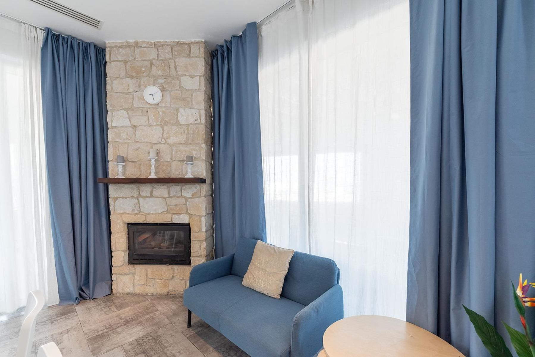 Blue Diamond Beach Villas Paphos Bagian luar foto