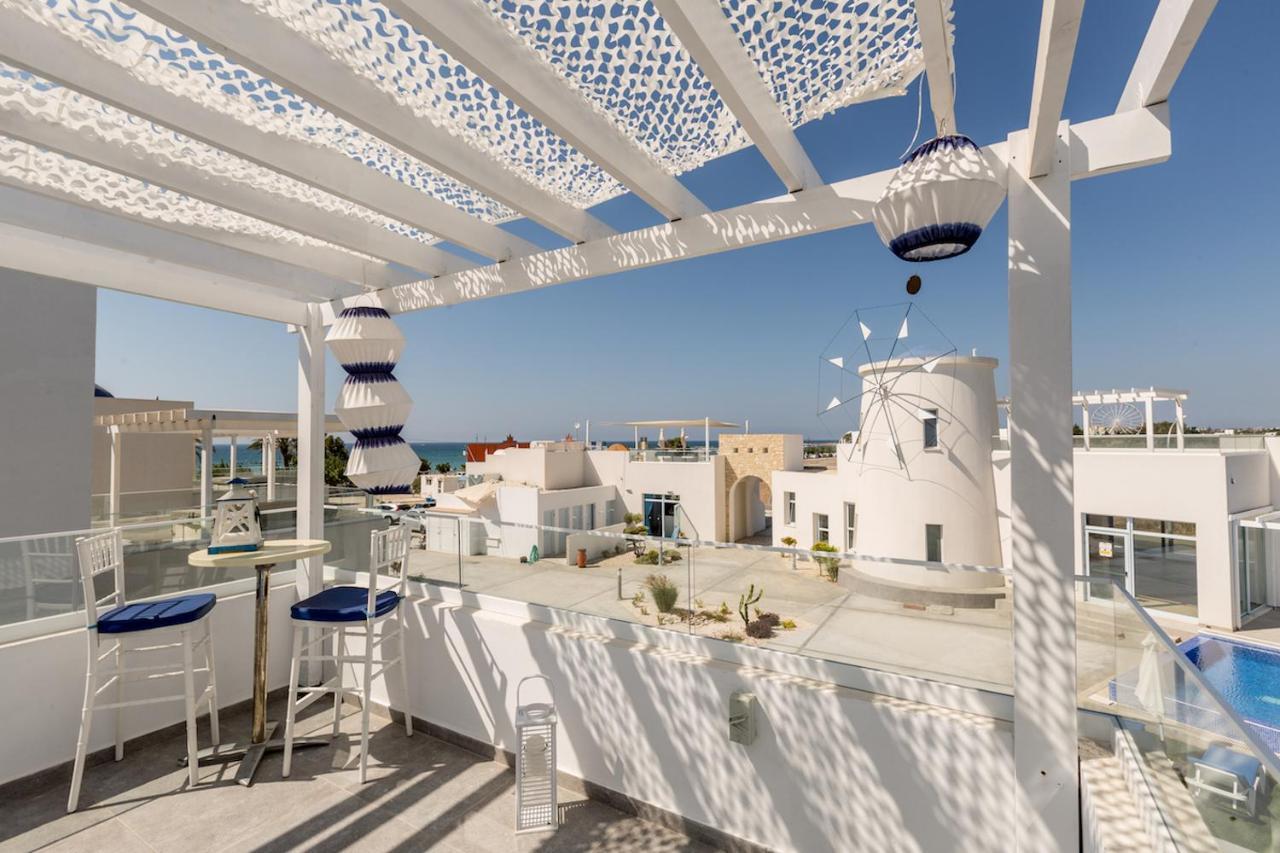 Blue Diamond Beach Villas Paphos Bagian luar foto