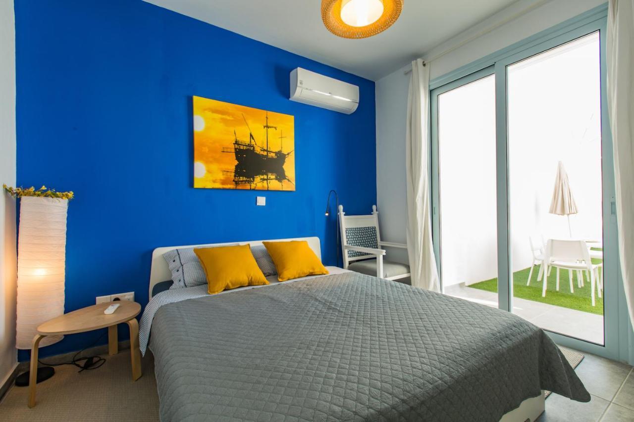 Blue Diamond Beach Villas Paphos Bagian luar foto